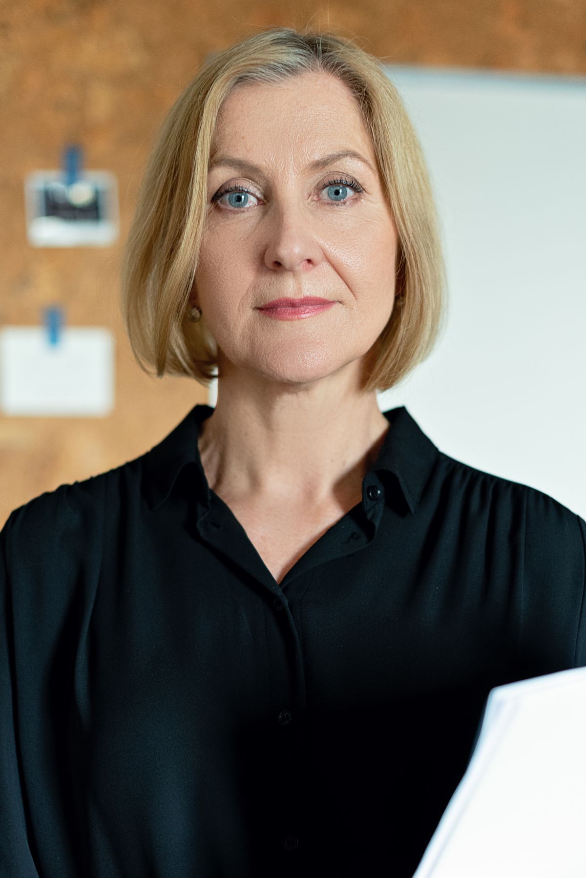 Portrait of a woman in her forties — perimenopause symptoms at 40